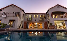 Mount High Luxury Country Estate
